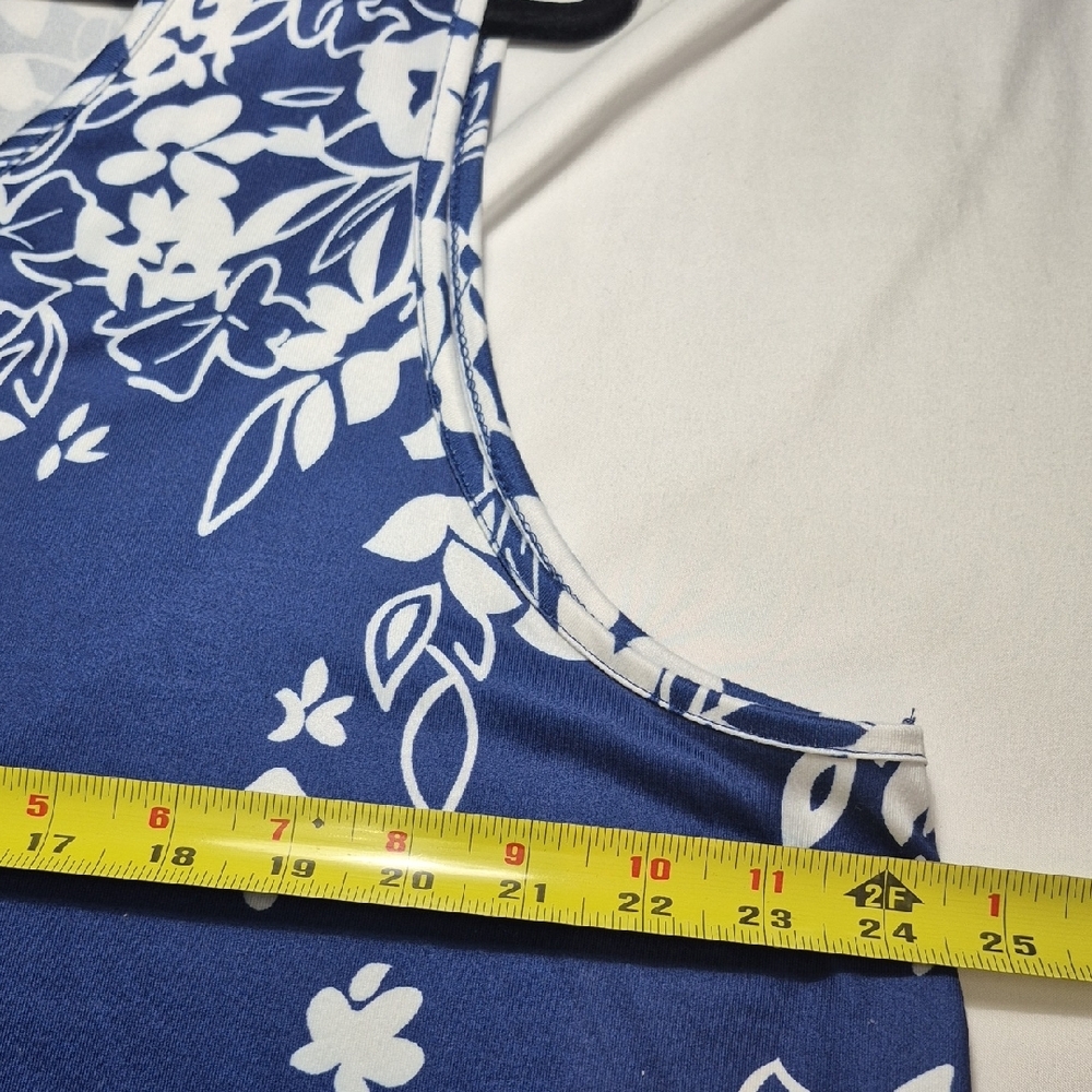 Navy Womens Plus 4X Floral V-Neck Tank Top NWOT - Picture 6 of 8